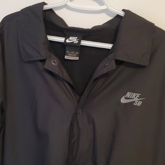 Nike SB Button Up Jacket - Picture 2 of 8